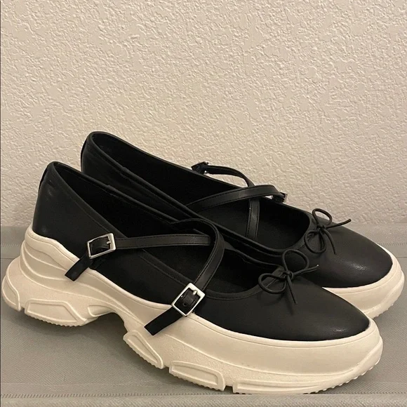 Steve Madden Women's Broder Strappy Platform Sneakers - Picture 4 of 10